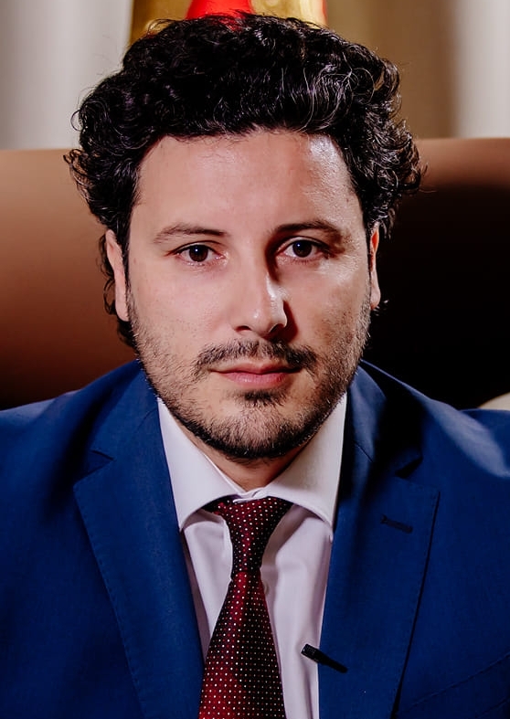 Dritan Abazović Dritan Abazović